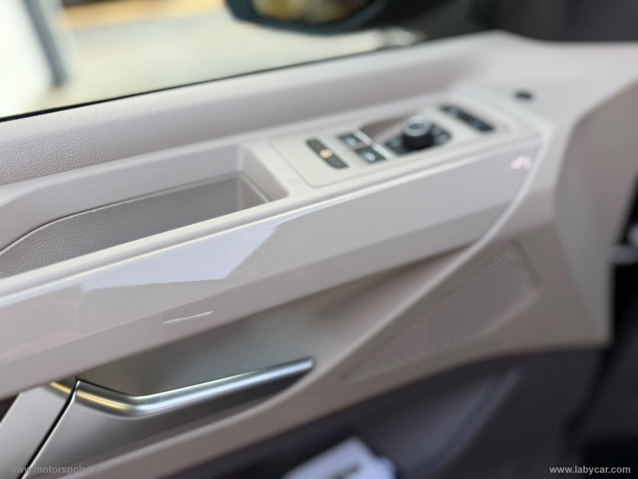 Multivan 2.0 TDI 150CV DSG Style Lungo