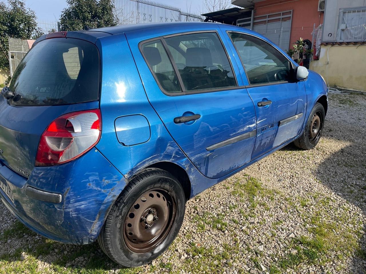 Renault Clio Storia 1.2 5 porte