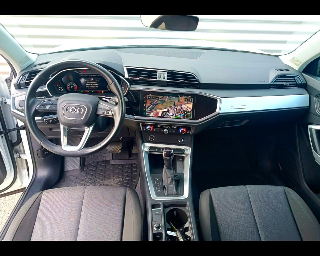 AUDI Q3 45 TFSI QUATTRO S-TRONIC BUSINESS ADVANCED