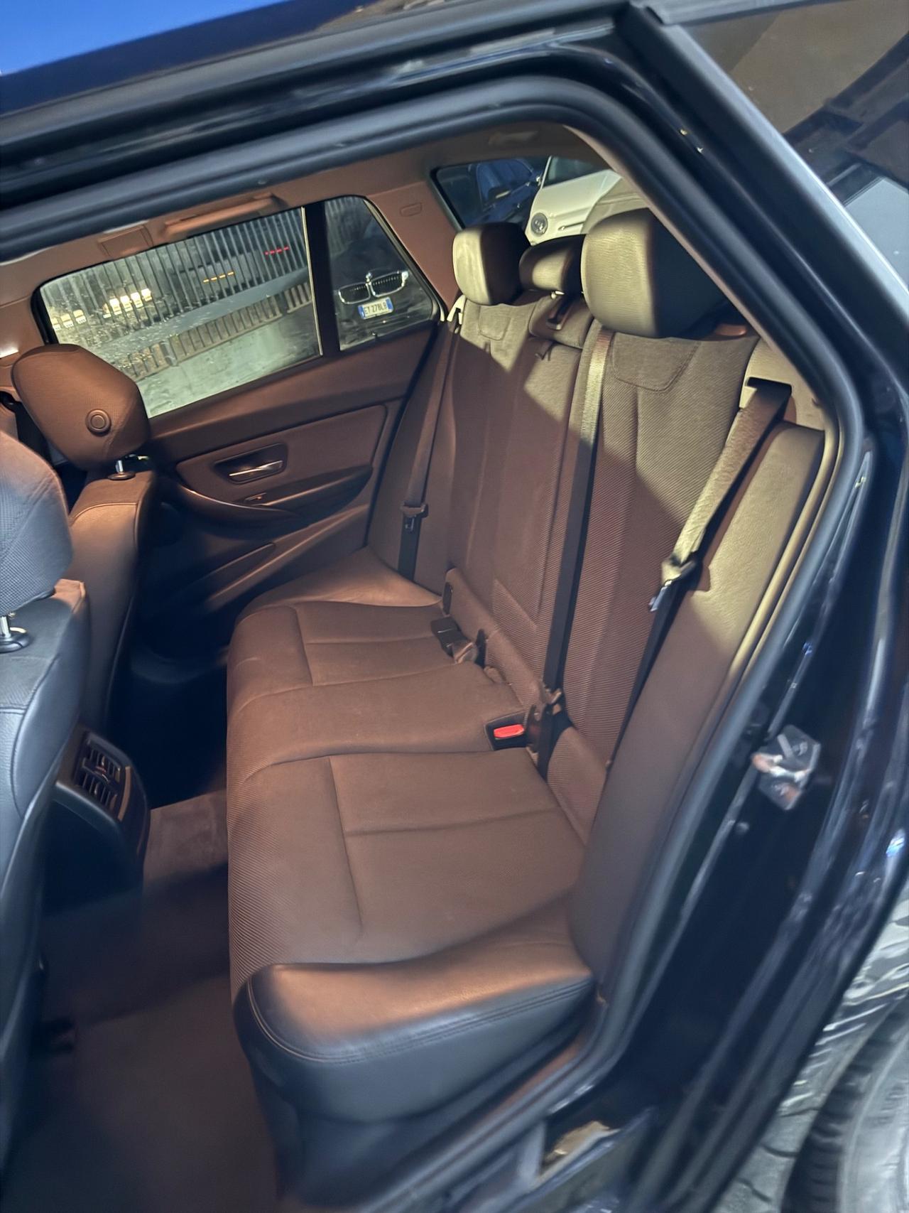 Bmw 320 320d xDrive Touring Msport