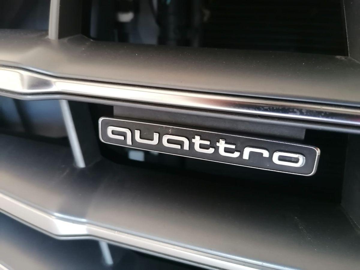 AUDI Q5 2.0 TDI 190 CV quattro S-tronic Business sport.