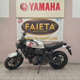 Yamaha XSR 700 - 2024