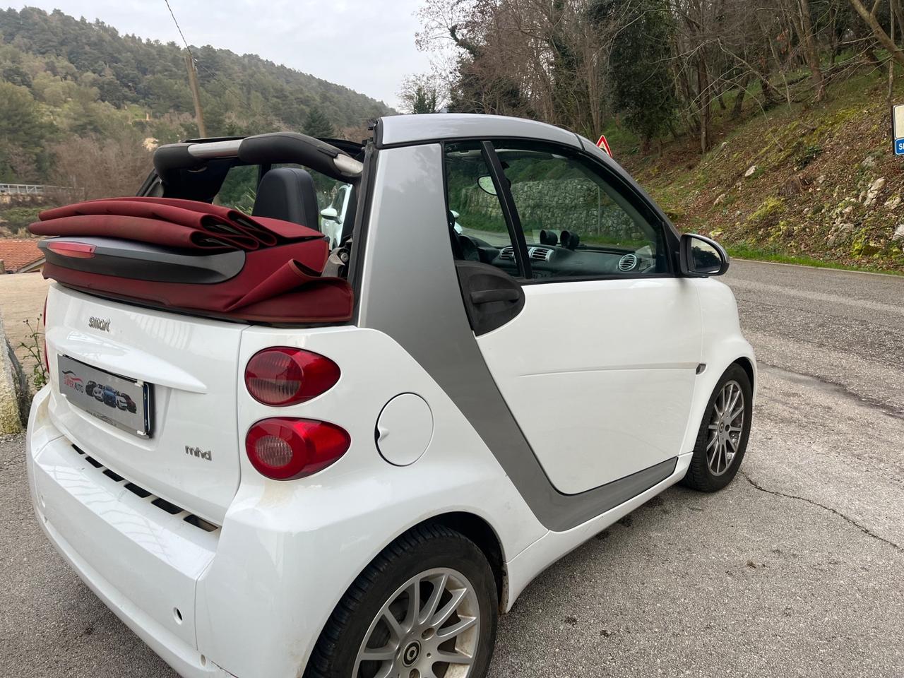 Smart ForTwo 1000 52 kW MHD coupé pure