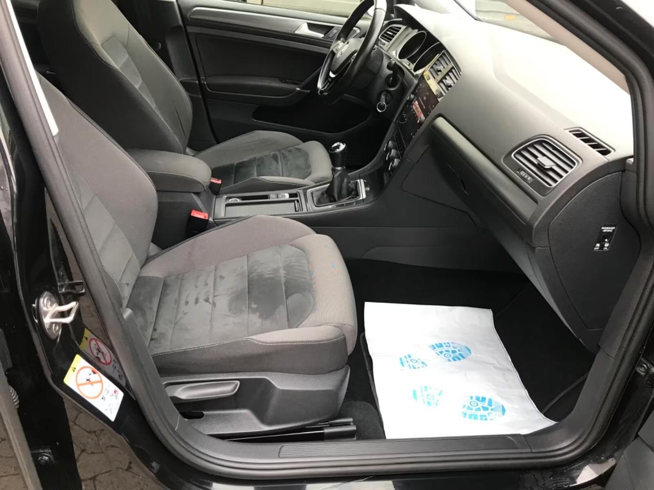 Volkswagen Golf 1.6 TDI 115 CV 5p. Highline BlueMotion Technology