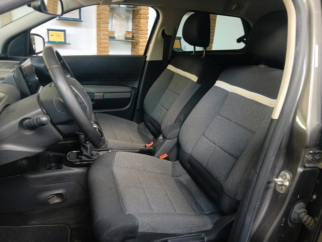 Citroen C4 Cactus BlueHDi 100 S&S Shine NAVI - RETROCAMERA