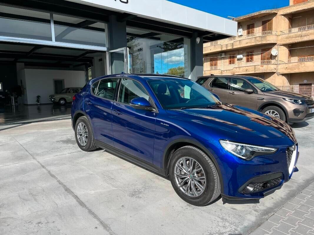 Alfa Romeo Stelvio 2.2 Turbodiesel 160 CV AT8 RWD Super