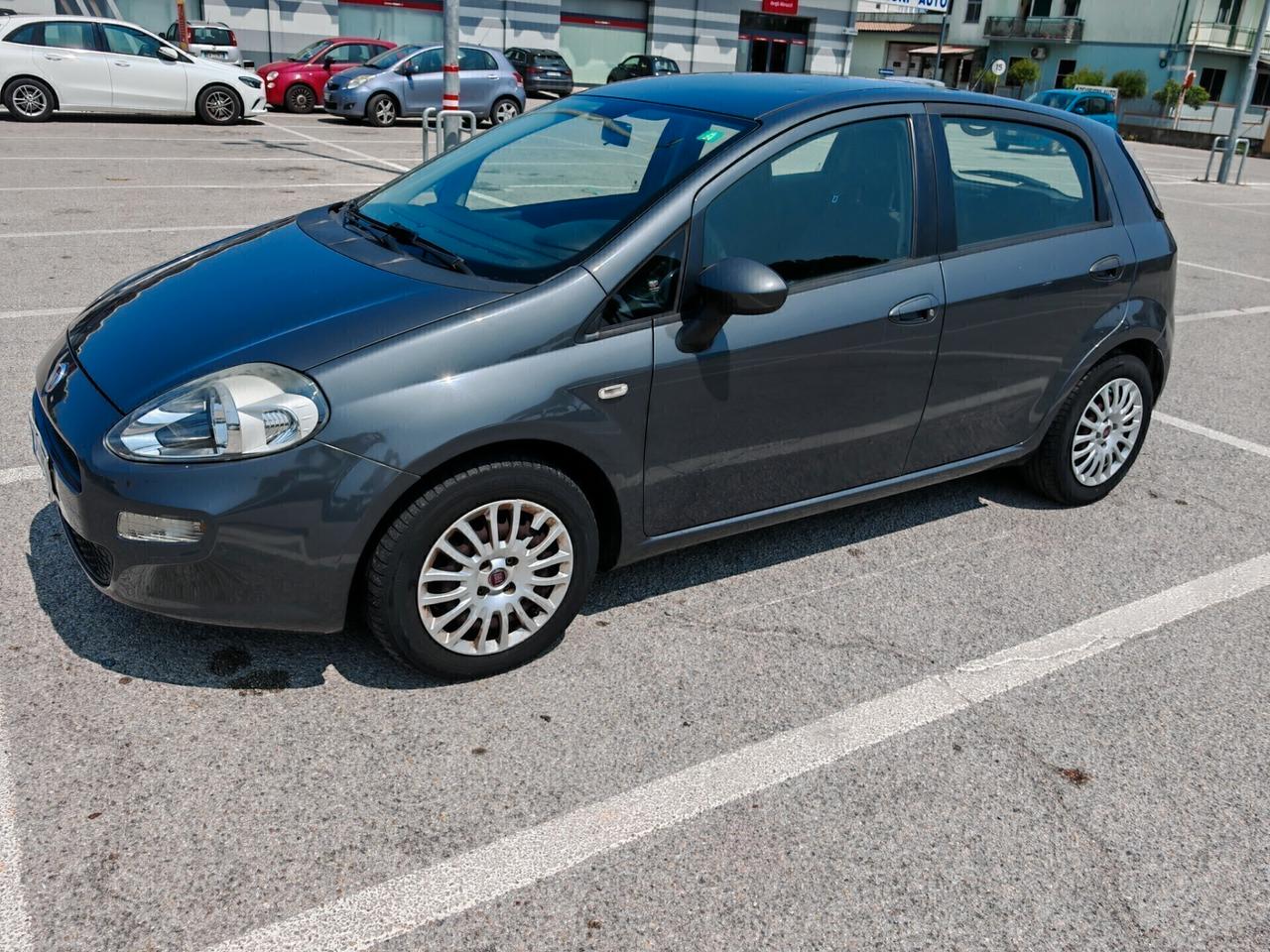 FIAT PUNTO 1.3 MULTIJET DIESEL 85CV OK NEOPATENTATI .