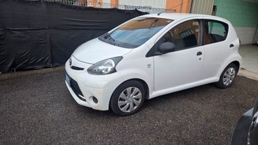 Toyota Aygo 1.0 12V VVT-i 5 porte Lounge Connect unico proprietario