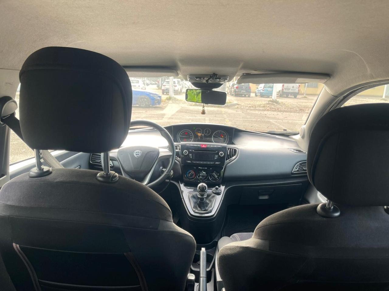 Lancia Ypsilon 1.2 69 CV 5 porte GPL Ecochic Gold