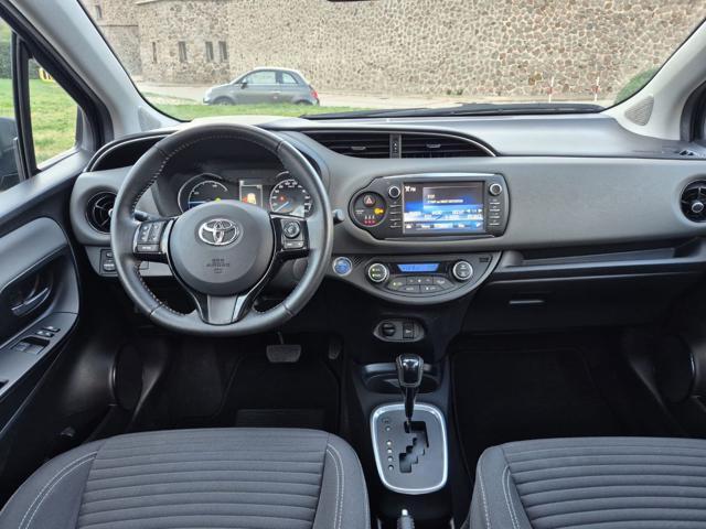 TOYOTA Yaris 1.5 Hybrid 5 porte Business