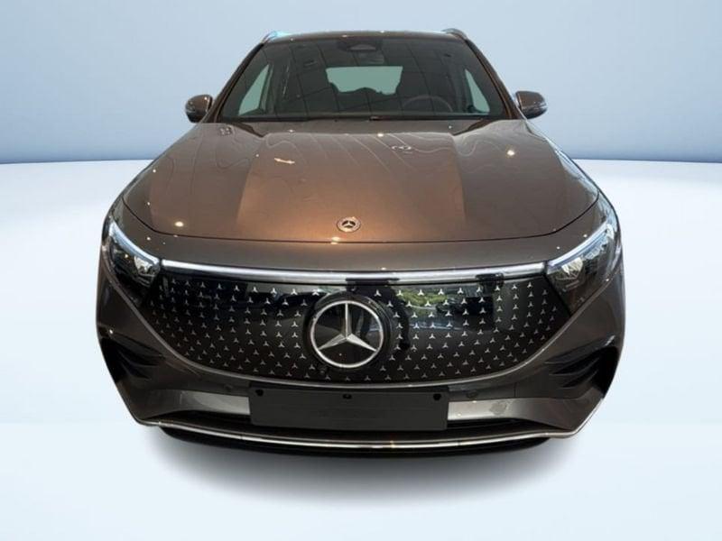 Mercedes-Benz EQA 300 4MATIC AMG Line Advanced