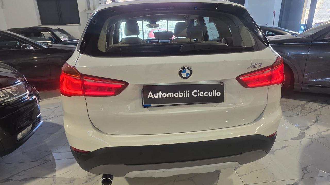 Bmw X1 sDrive18d xLine