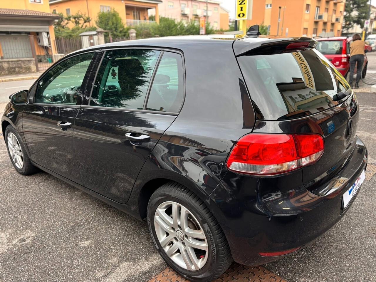 Volkswagen Golf 1.6 TDI DPF 5p. Highline