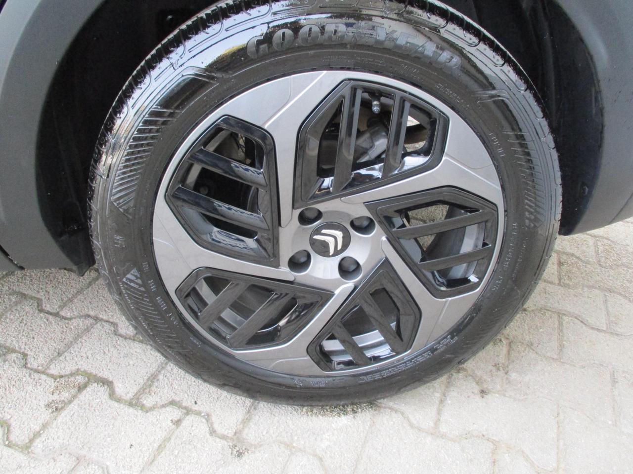 Citroen C4 1.2 puretech Plus s&s 130cv