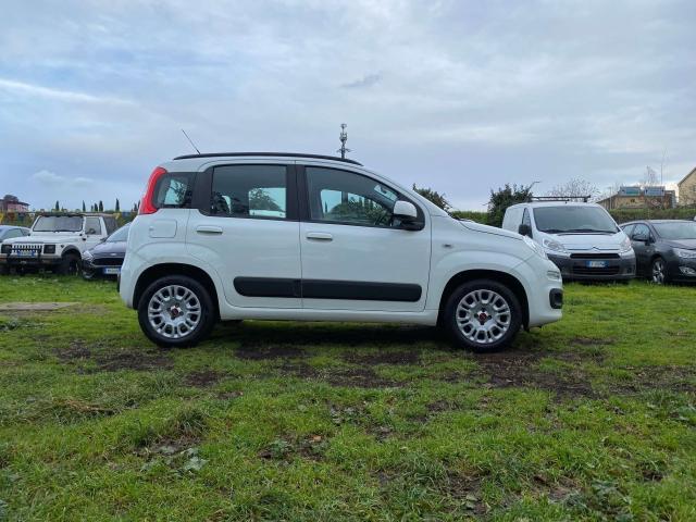 Fiat New Panda 1.2 69cv 5 posti * Solamente 41.000km! * Neopat.