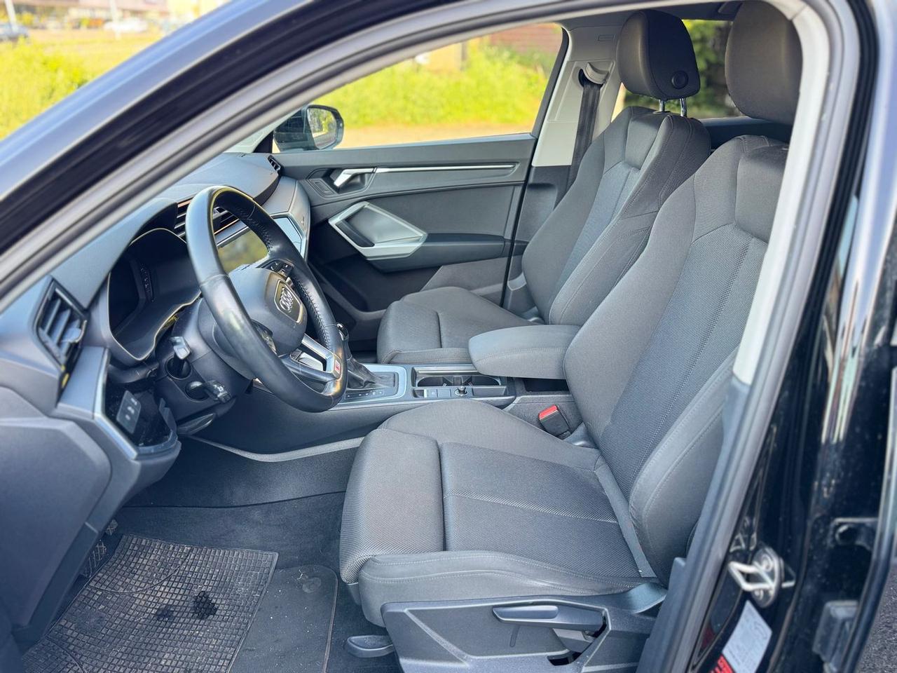 Audi Q3 S Line 2.0 35 TDI
