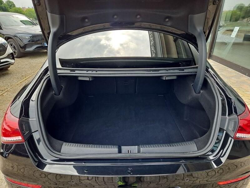 Mercedes-Benz CLA Coupé CLA 180 d Automatic Premium NIGHT-PACK