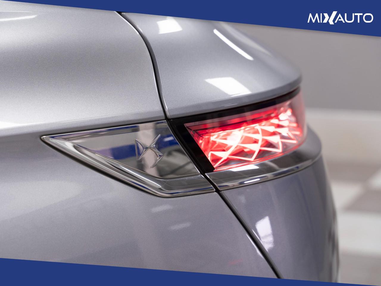 DS DS7 1.5 Crossback BlueHDI Business 130CV Auto