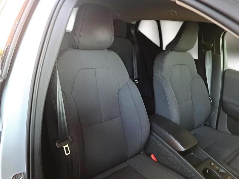VOLVO XC40 T5 Plug-in Hybrid auto Recharge Inscription Expression