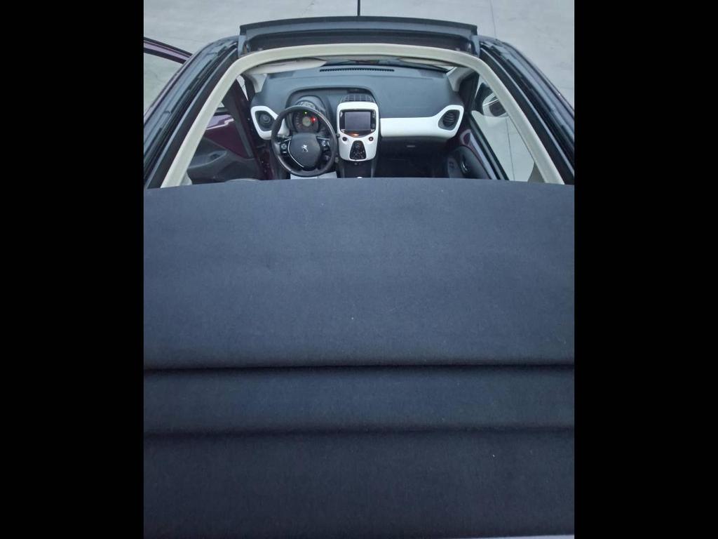 Peugeot 108 5 Porte 1.2 VTi Allure