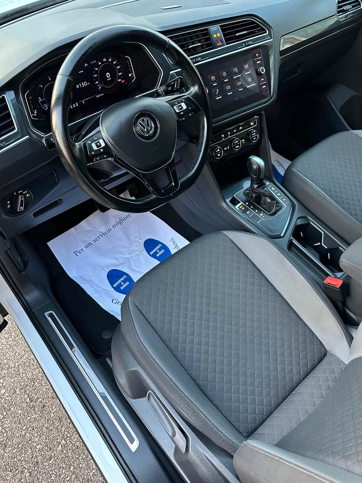 Volkswagen Tiguan 2.0 TDI DSG R-LINE