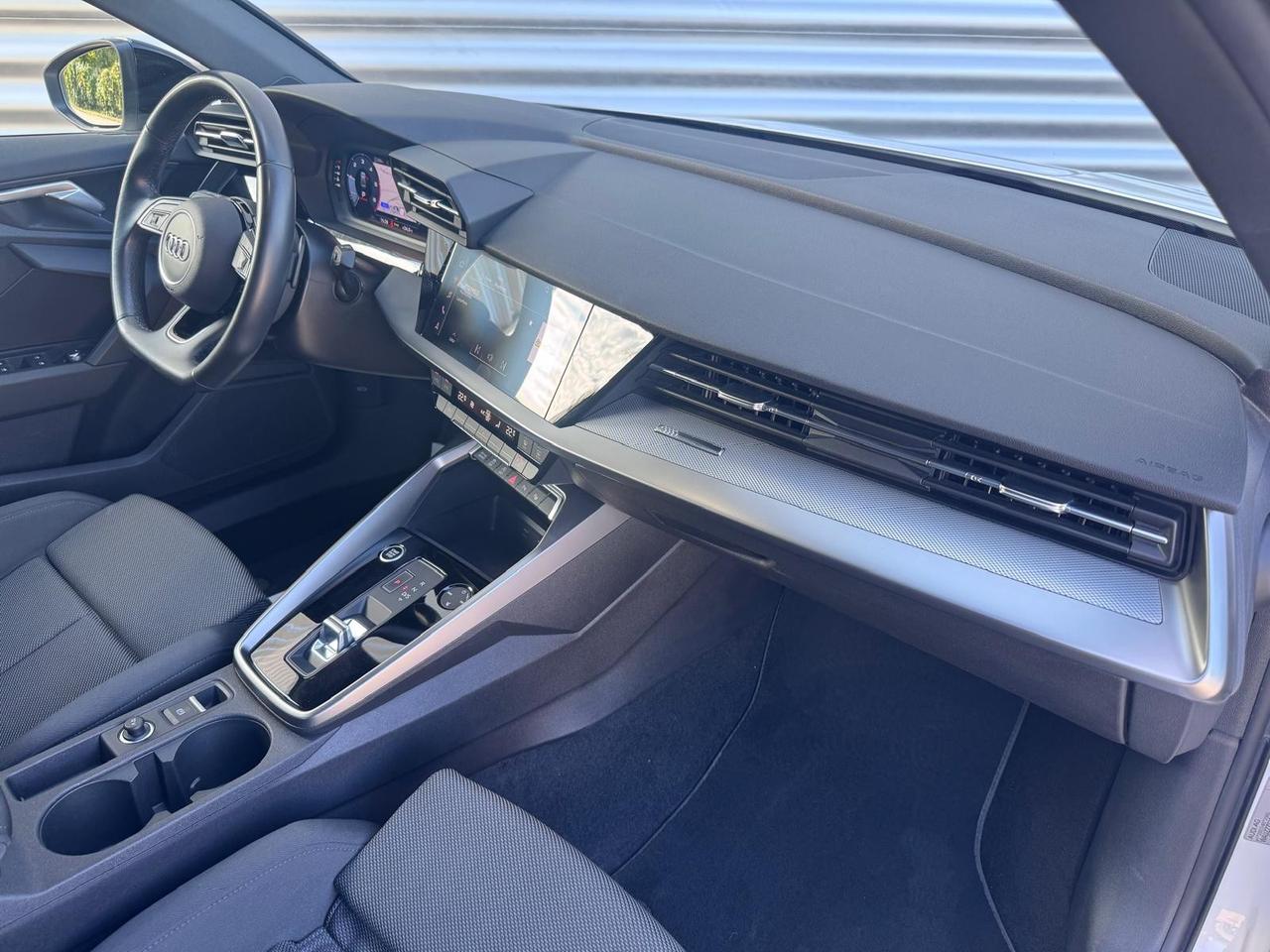 AUDI A3 SEDAN 35 TDI S-TRONIC S-LINE EDITION