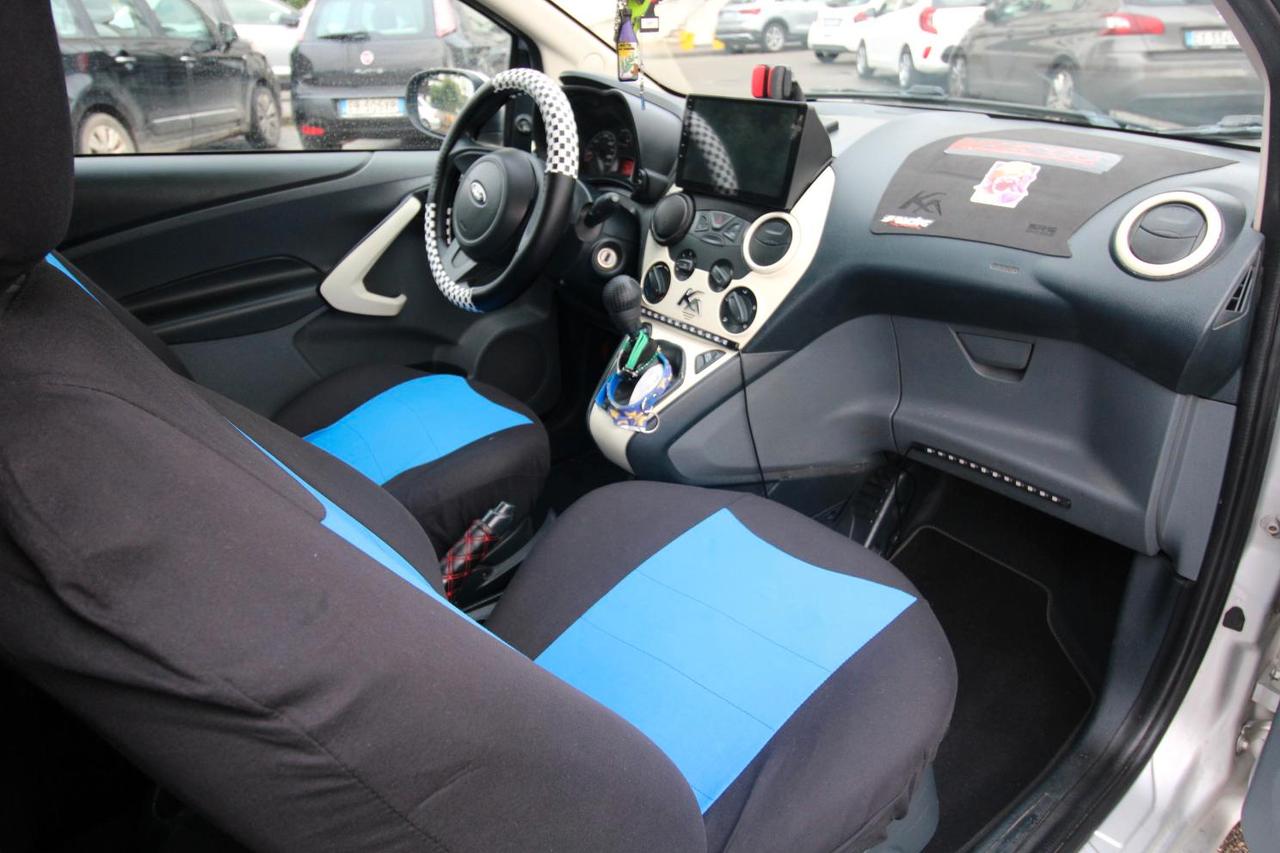 Ford Ka/Ka+ 1.2 8V 69CV INDIVIDUAL BLACK & WHITE