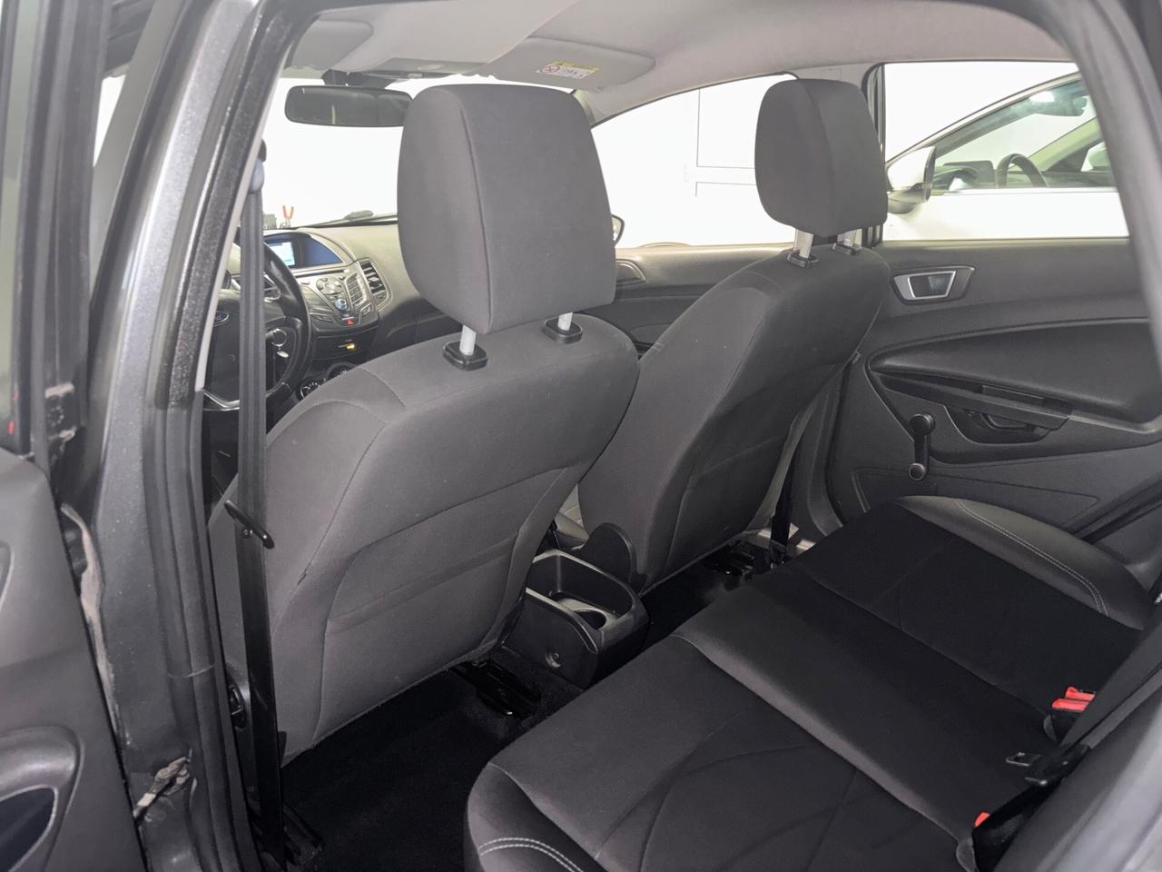 Ford Fiesta 1.2 BENZINA OK NEOPATENTATI