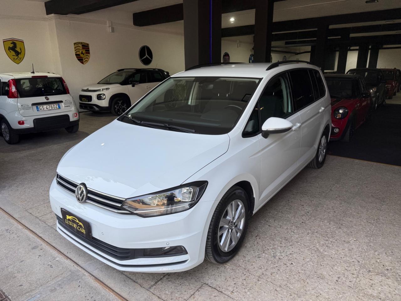Volkswagen Touran 2.0 TDI DSG 2020