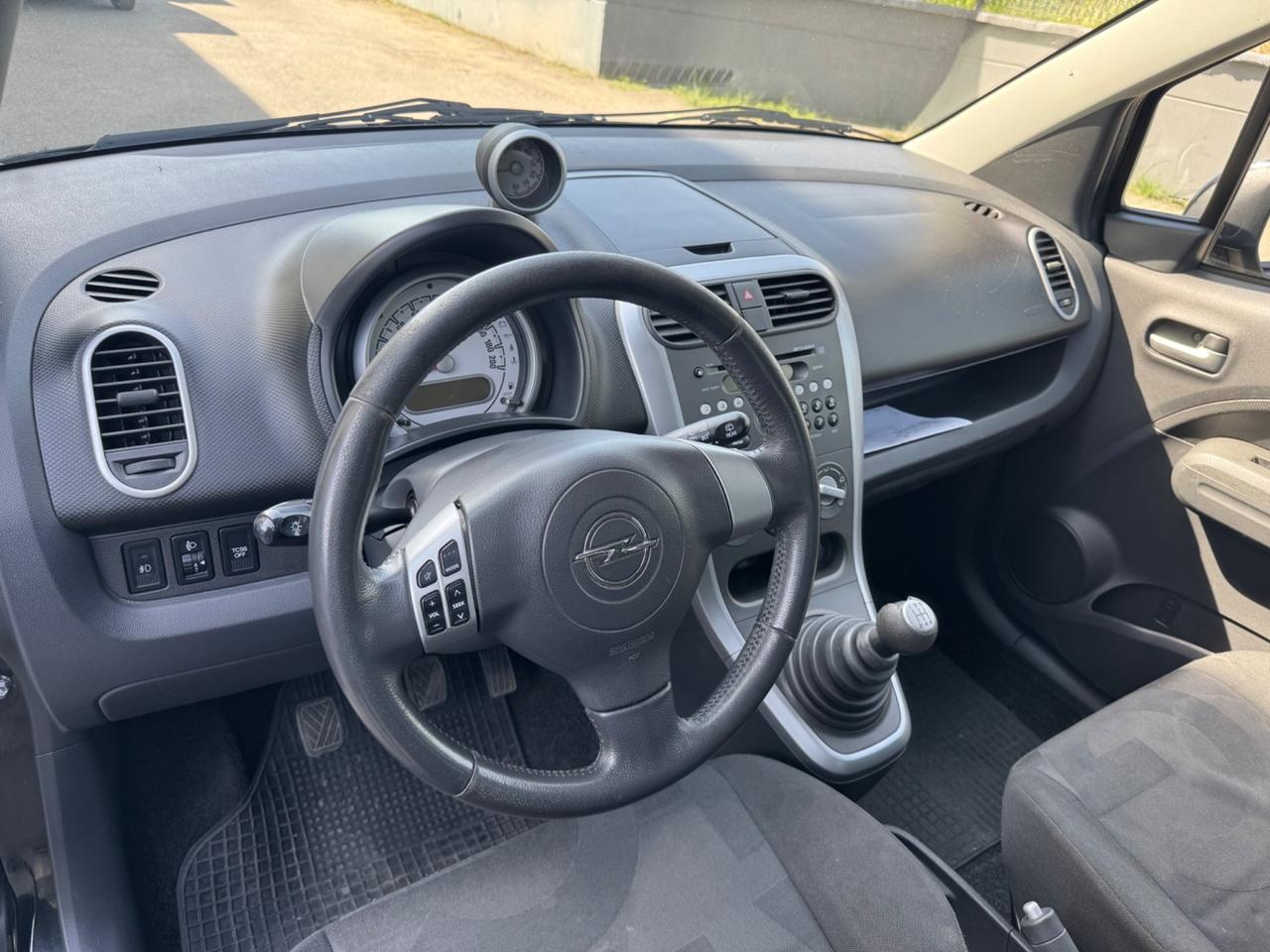 Opel Agila 1.2 16V 94CV Start&Stop Enjoy
