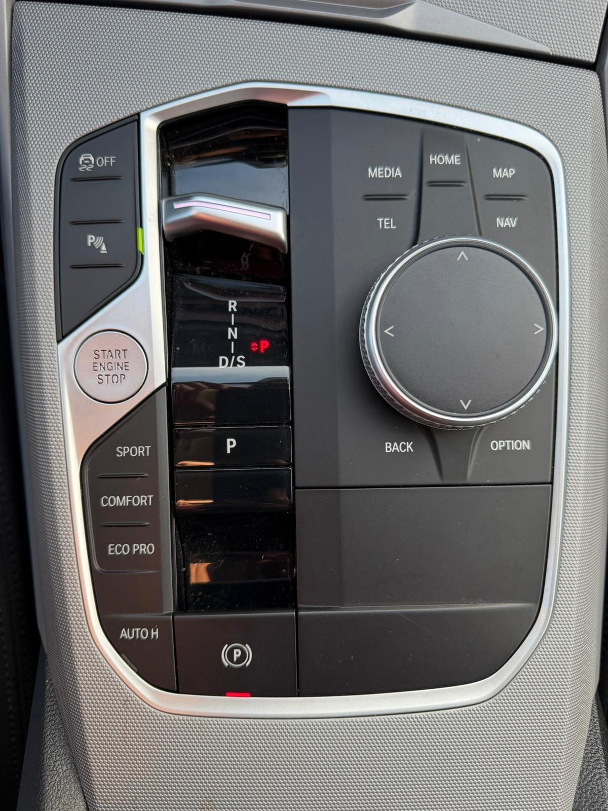 Bmw 318d Touring Automatico 2023 39000KM FULL OPTIONAL