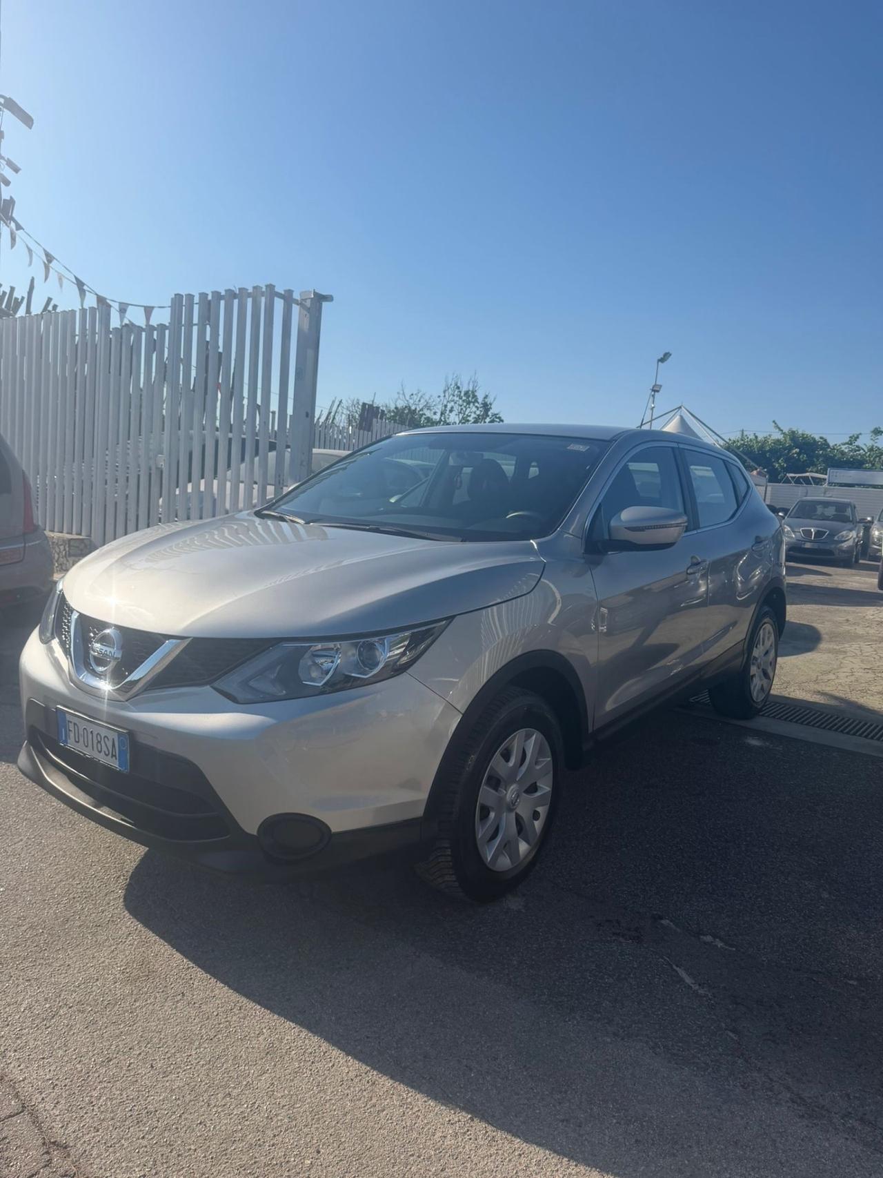Nissan Qashqai 1.5 dCi Visia