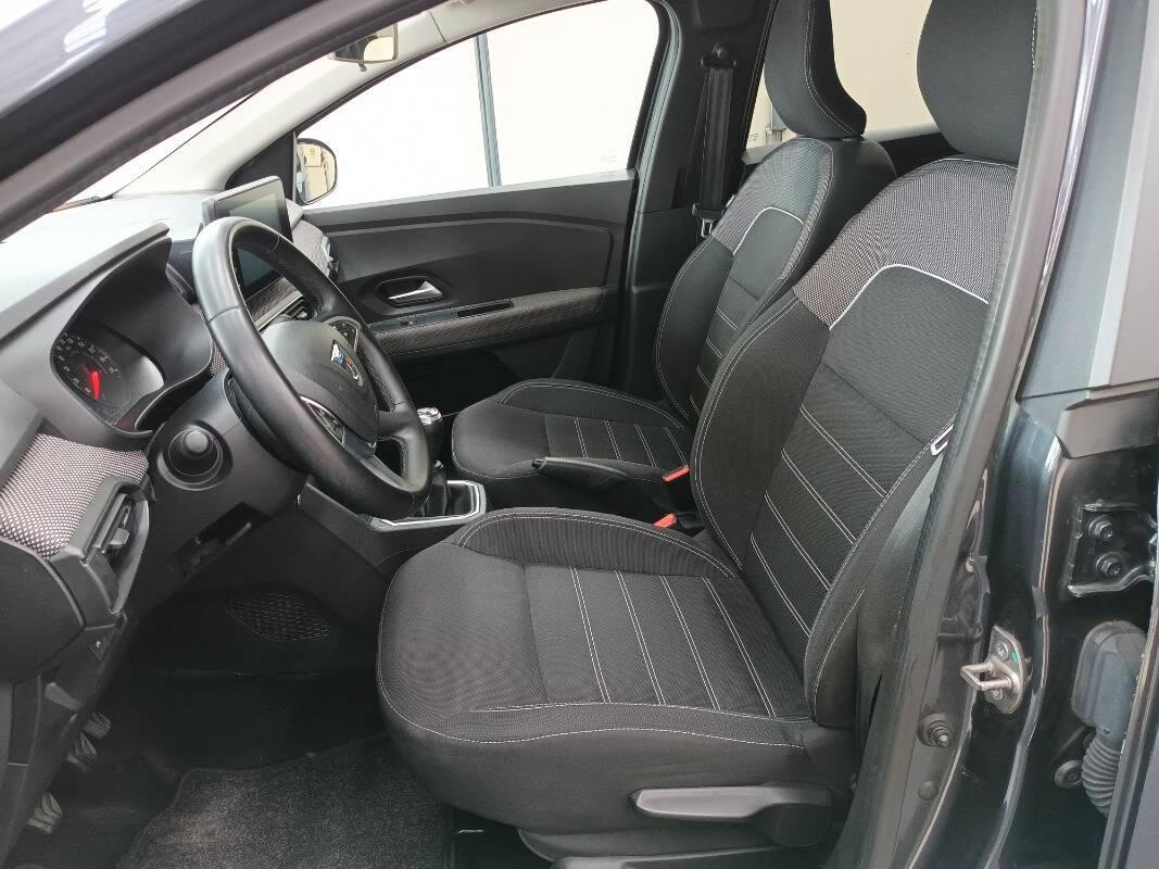 Dacia Jogger 100 cv GPL Comfort-7 POSTI