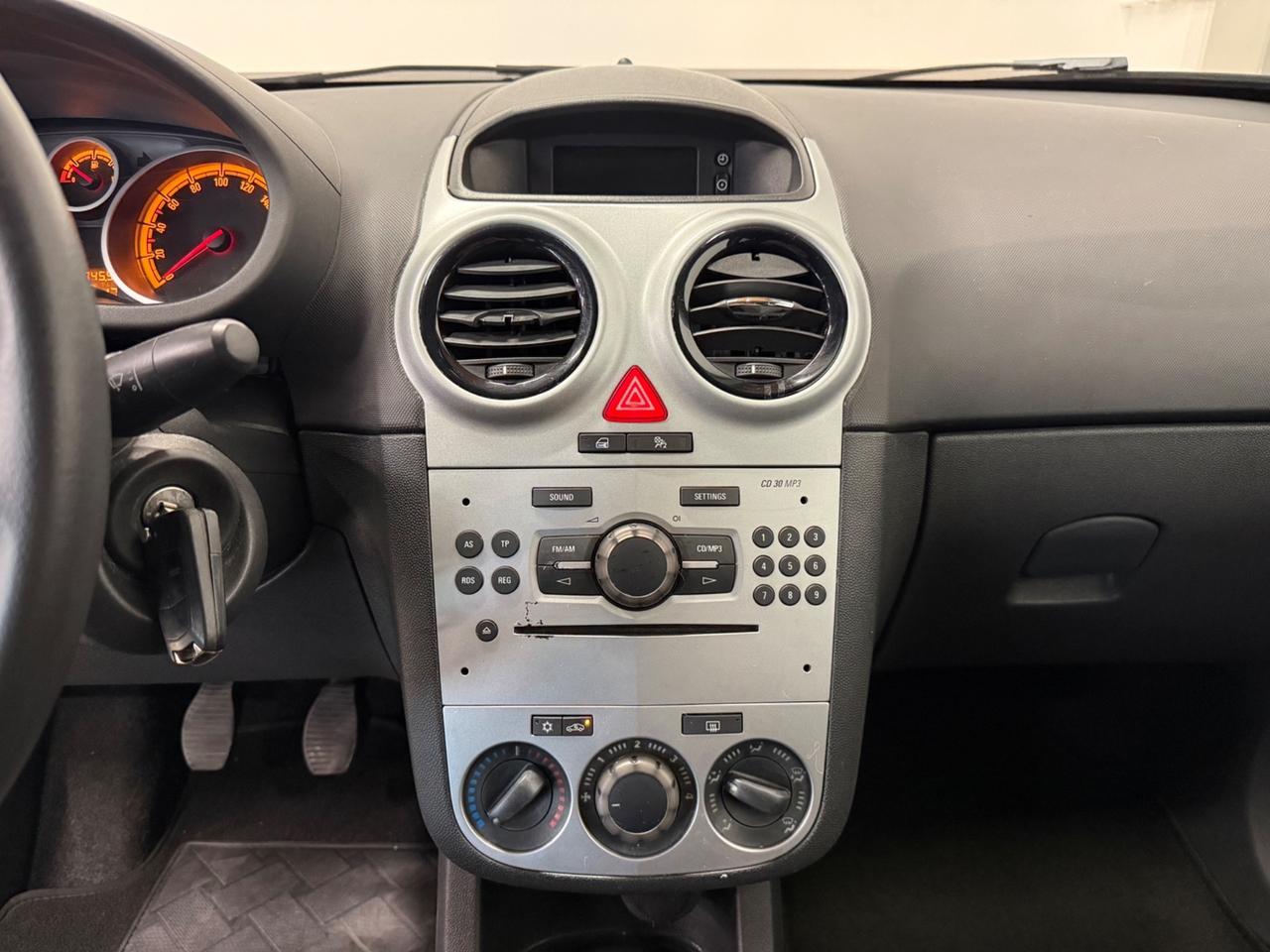 Opel Corsa 1.2 3 porte Elective