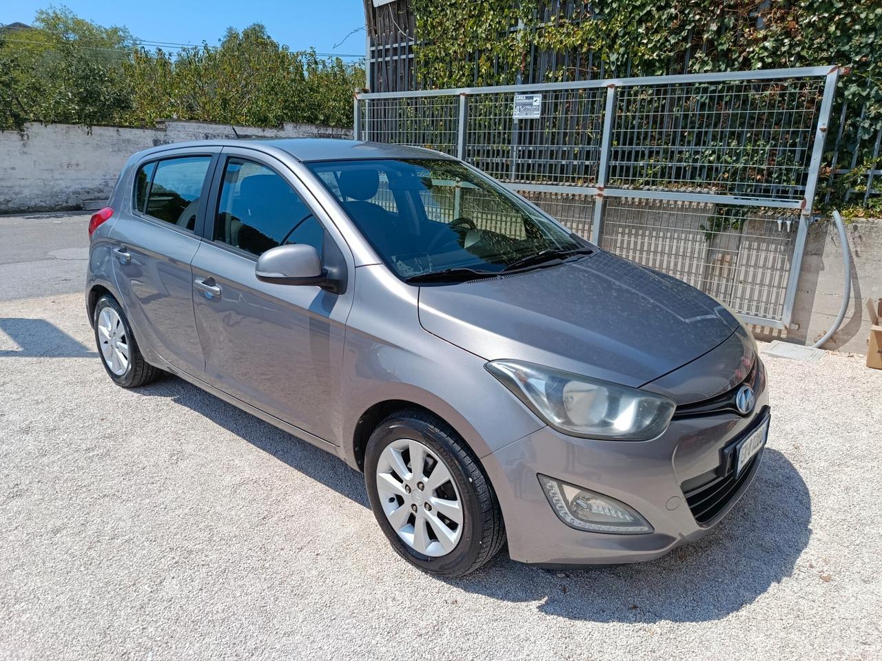 Hyundai i20 1.2 5p. Econext Sound Edition