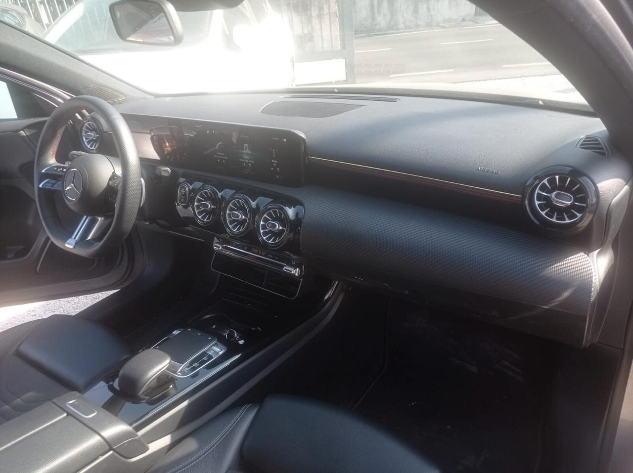 Mercedes-benz A 180 d 116cv All. AMG-2018