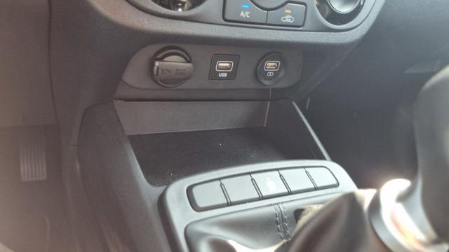 HYUNDAI i10 1.0 MPI Tech