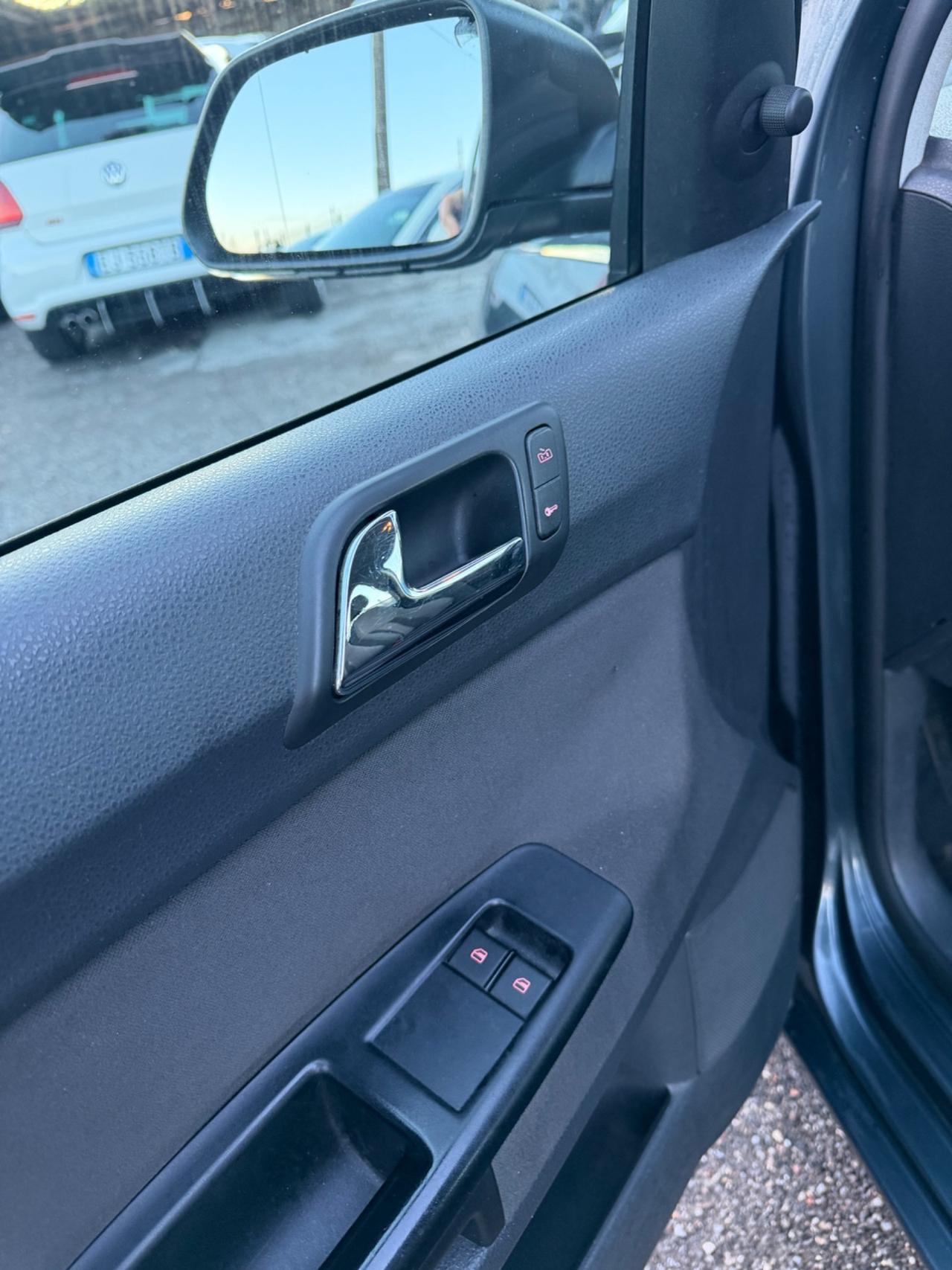 Volkswagen Polo 1.2/64CV 12V 5p. Comfortline