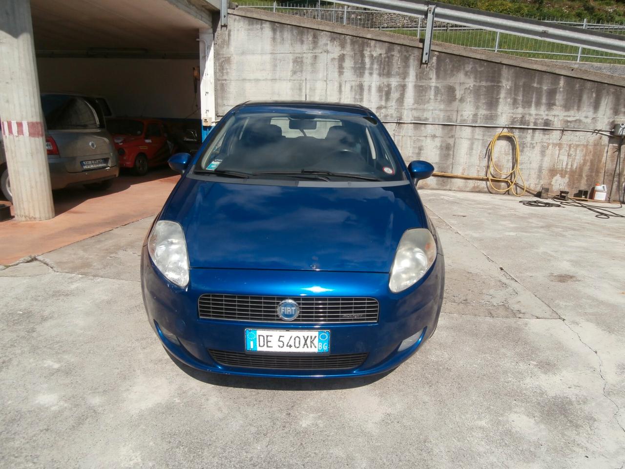 Fiat Grande Punto 1.3 MJT 90 CV 5 porte Neopatentati