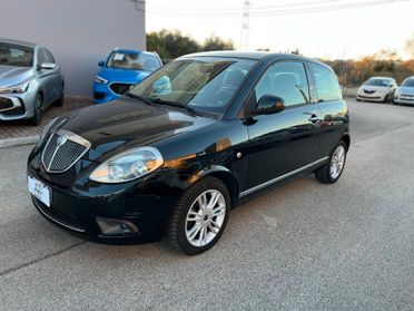 Lancia Ypsilon 1.2 69 CV Unyca NEOPATENTATI