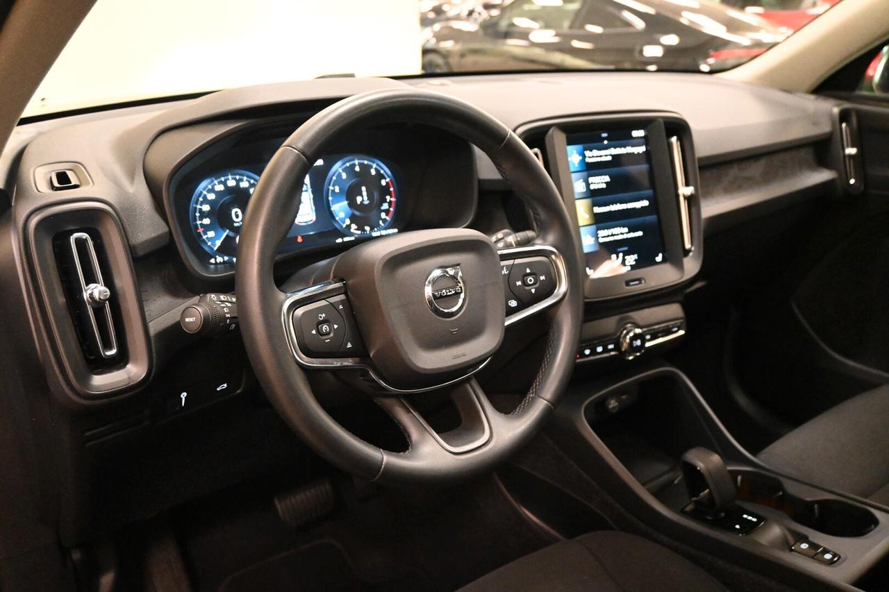 VOLVO XC40 (2017-->) XC40 T2 automatico Core