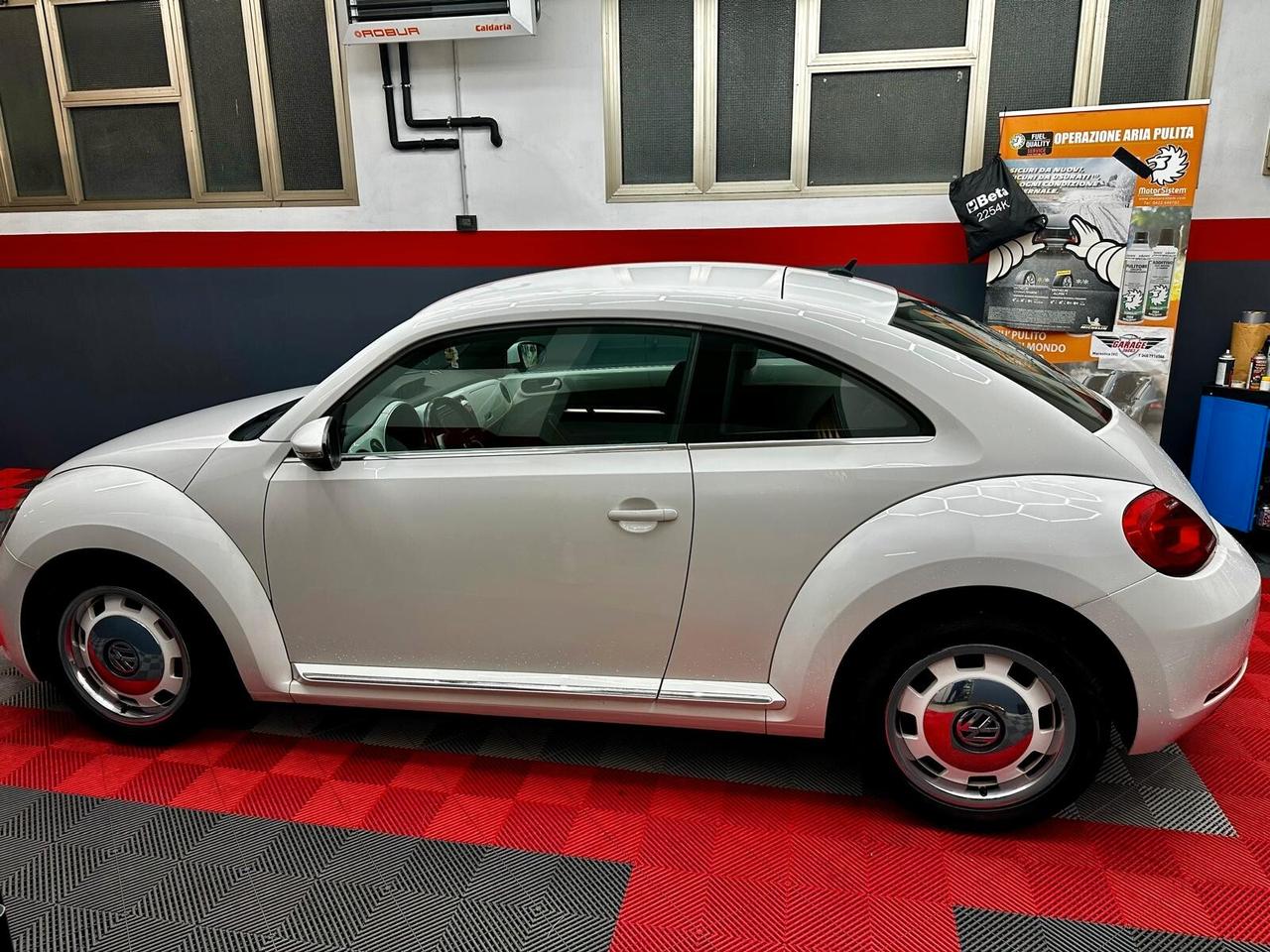 Volkswagen Maggiolino 1.6 TDI Design