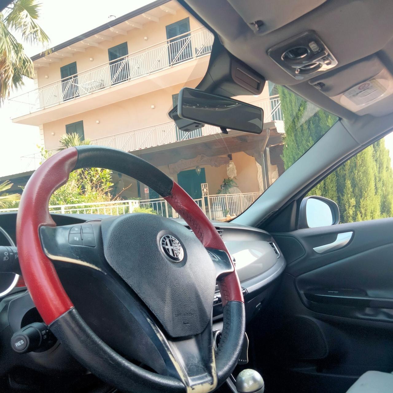 Alfa Romeo Giulietta 1.4 Turbo MultiAir Distinctive gpl