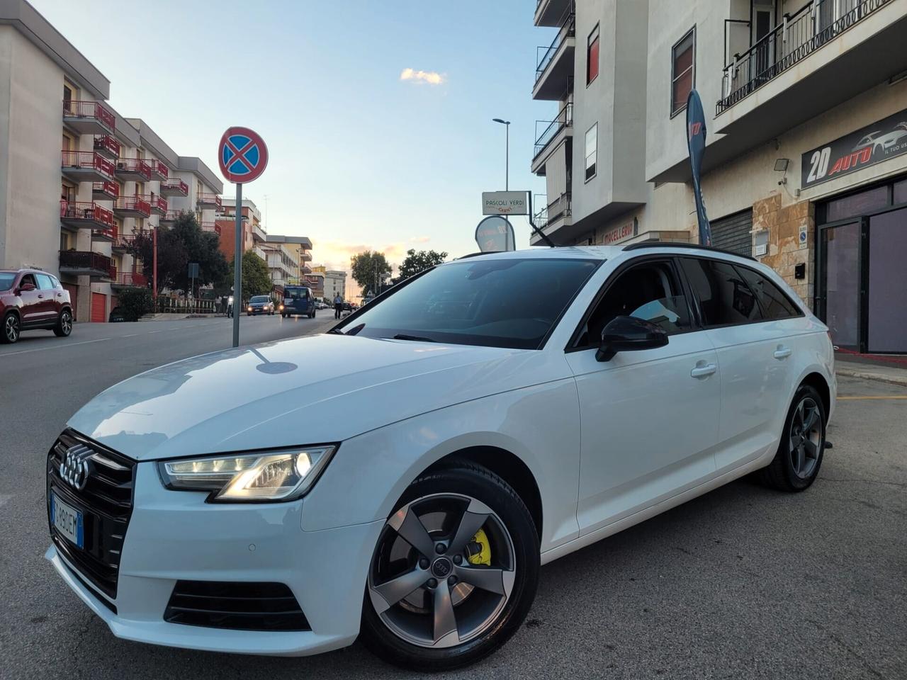 Audi A4 2.0 TDI 150 CV ultra S tronic Sport * Navi * Garantita 12 Mesi