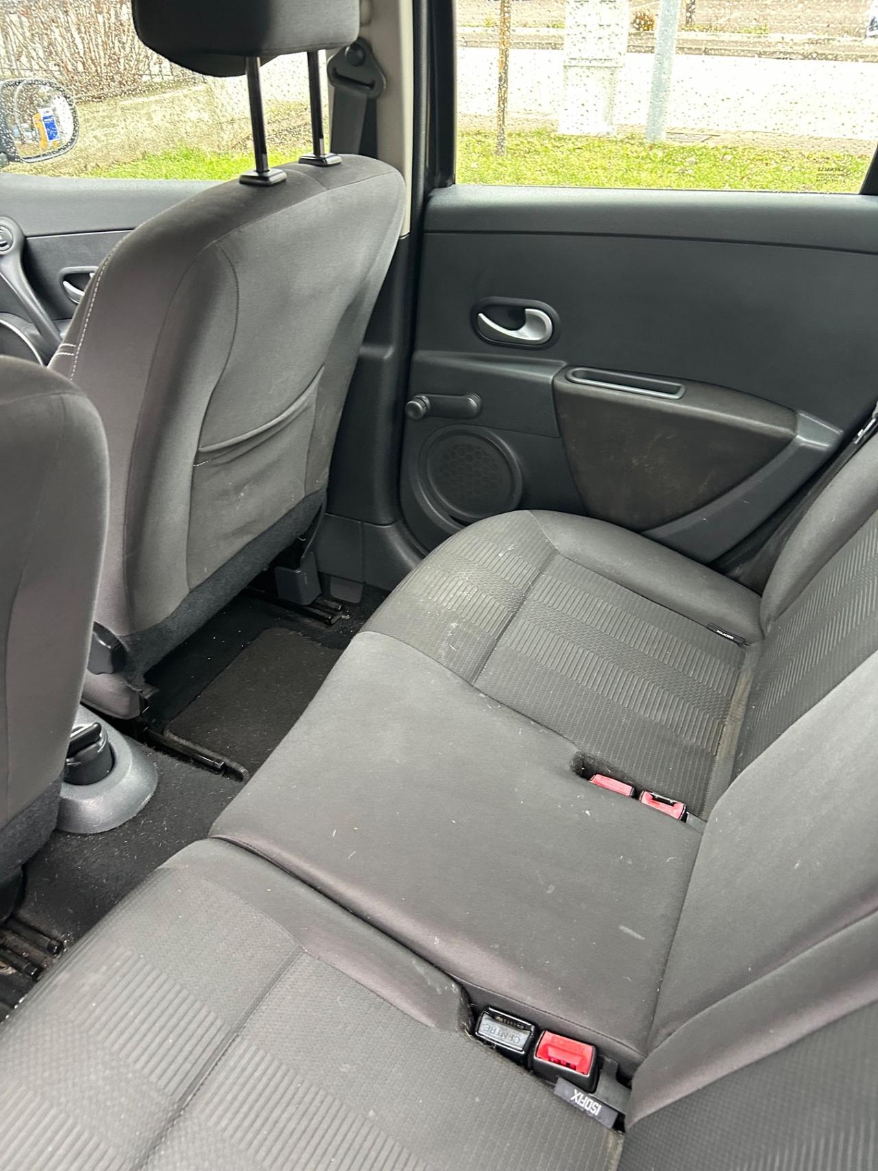 Renault Clio 1.2 16V 5 porte Luxe