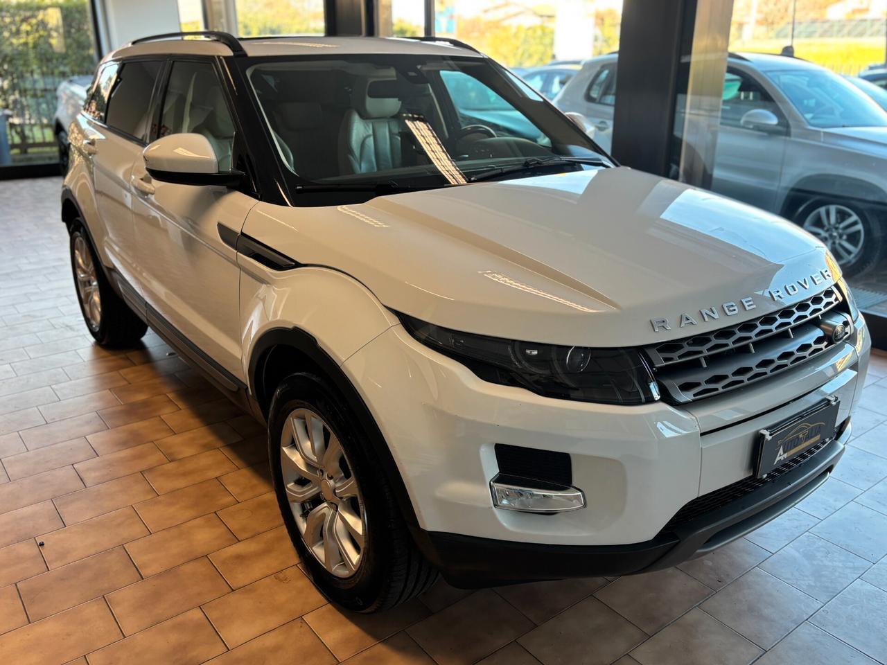 Land Rover Range Rover Evoque 5p 2.2 td4 PureTech*TAGLIANDI CERTIFICATI *