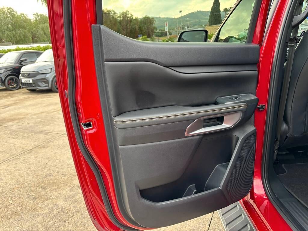 Ford Ranger 2.0 ECOBLUE aut. DC 5 posti 2023/ solo 18.000 KM IVA ESPOSTA Tuo a soli 499 Euro al mese