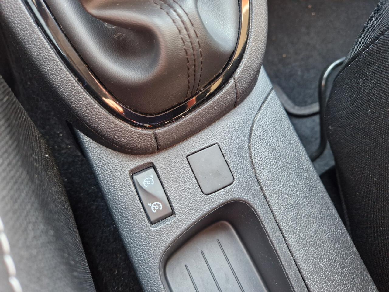 Renault Clio TCe 12V 90CV Start&Stop 5 porte Energy Duel2