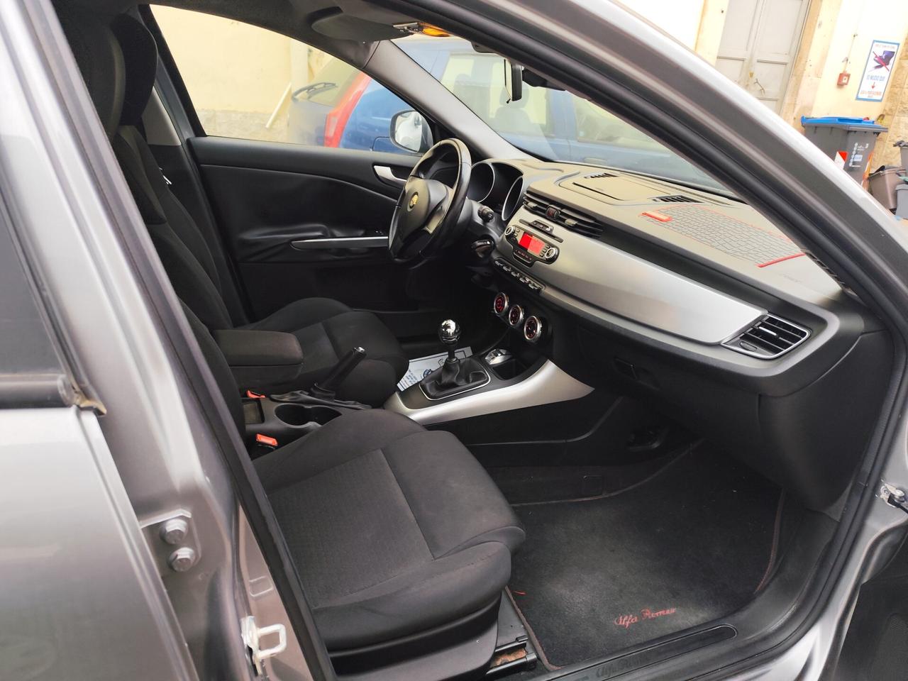 Alfa Romeo Giulietta 1.6 JTDm-2 105 CV Progression