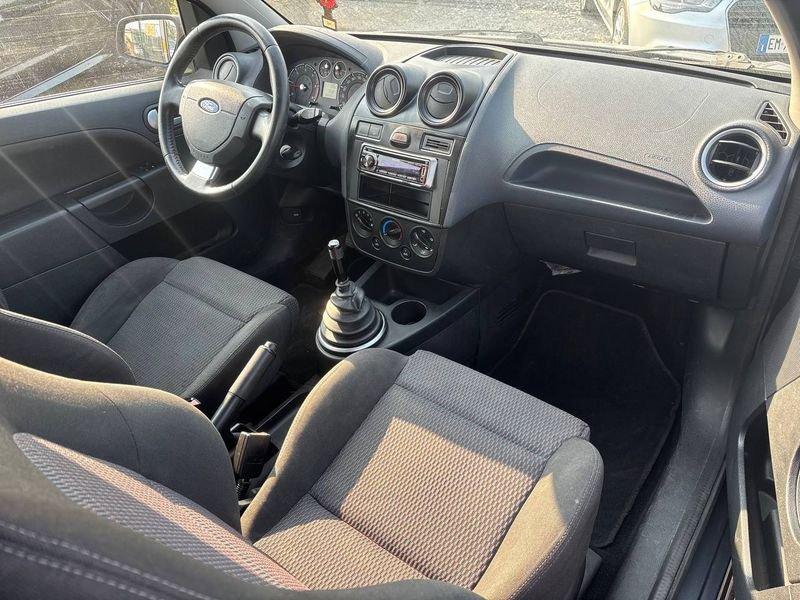 Ford Fiesta NEOP. 1.6 Diesel 90cv